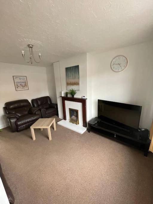 Bg 5 Min Walk To Hospital Holiday home *