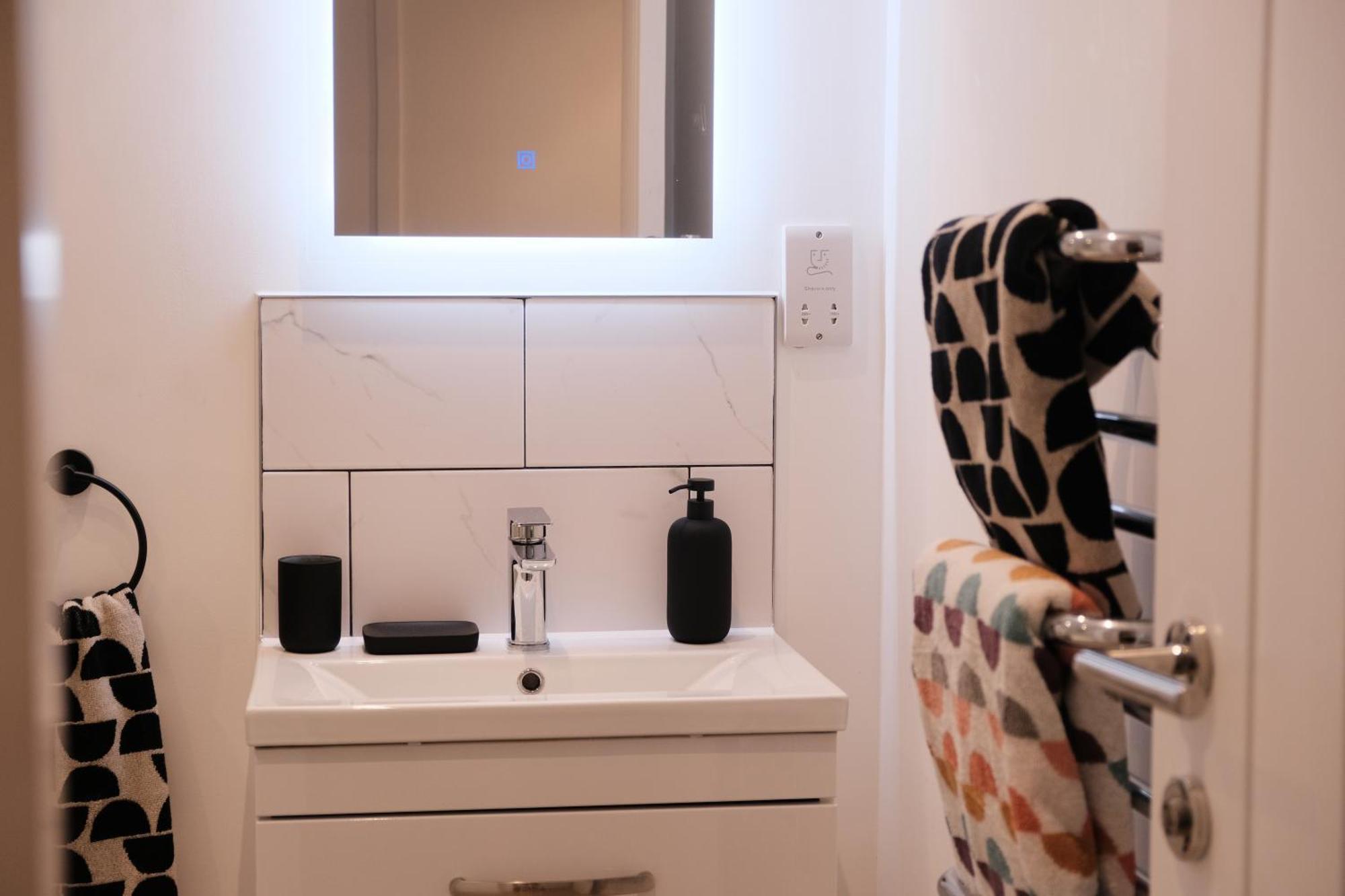 Apartment Stylish Luxury Sleeps 4 - Southampton