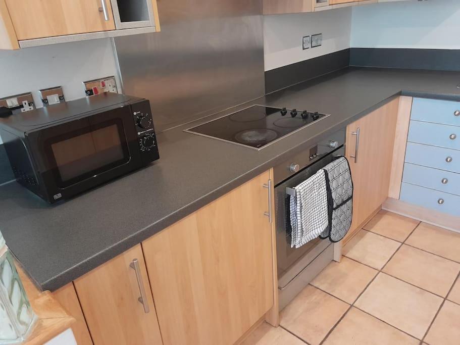 Centre With Parking Apartment Southampton
