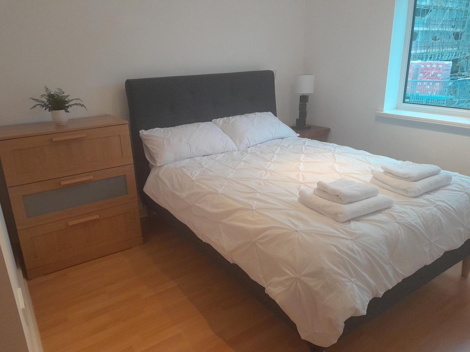 Centre With Parking Apartment *