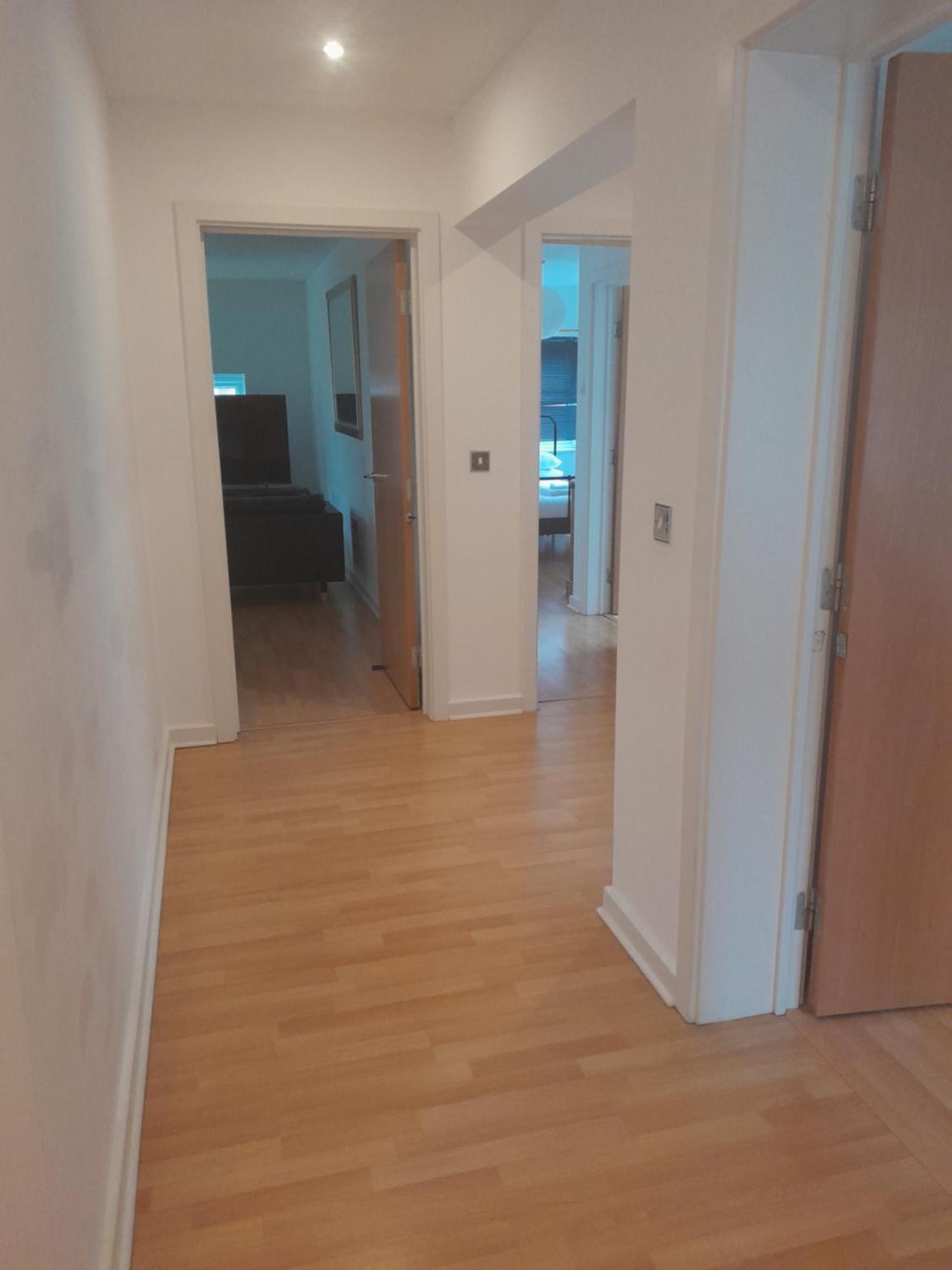Centre With Parking Apartment *