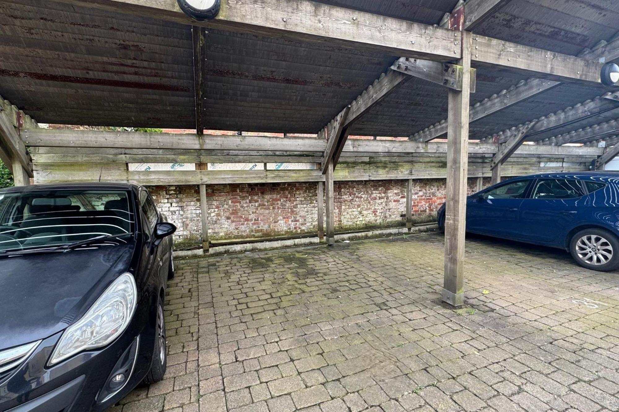The Greenwich - Two Bedroom With Parking, Close To Ferry Terminals Apartment