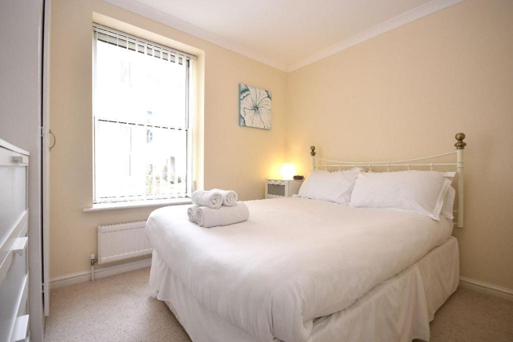 Apartment Osborne House - One Bedroom Ground Floor With Parking Southampton