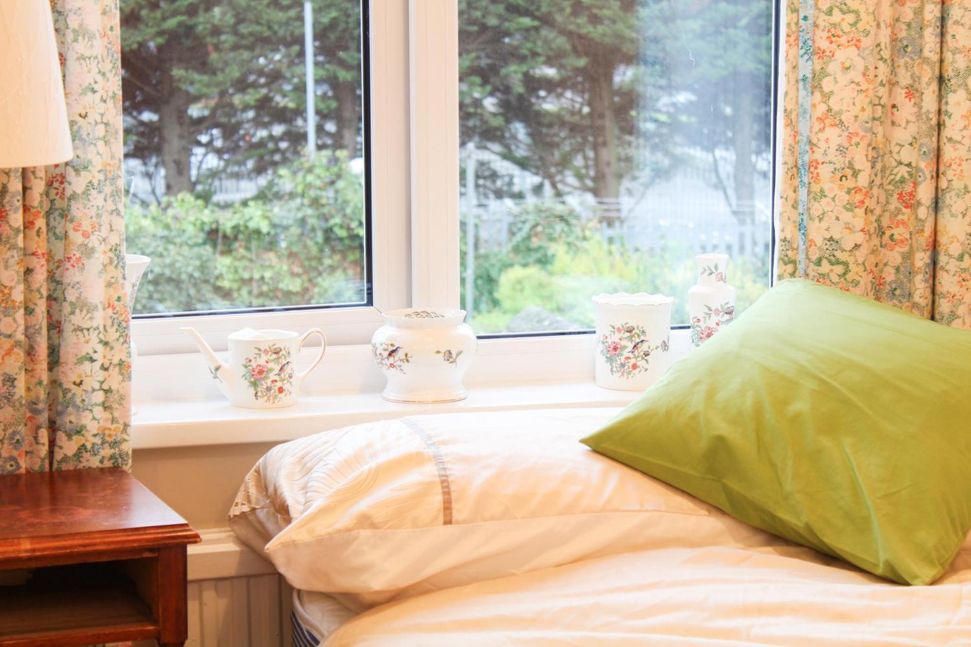 Regents Park Road Master Guest house *