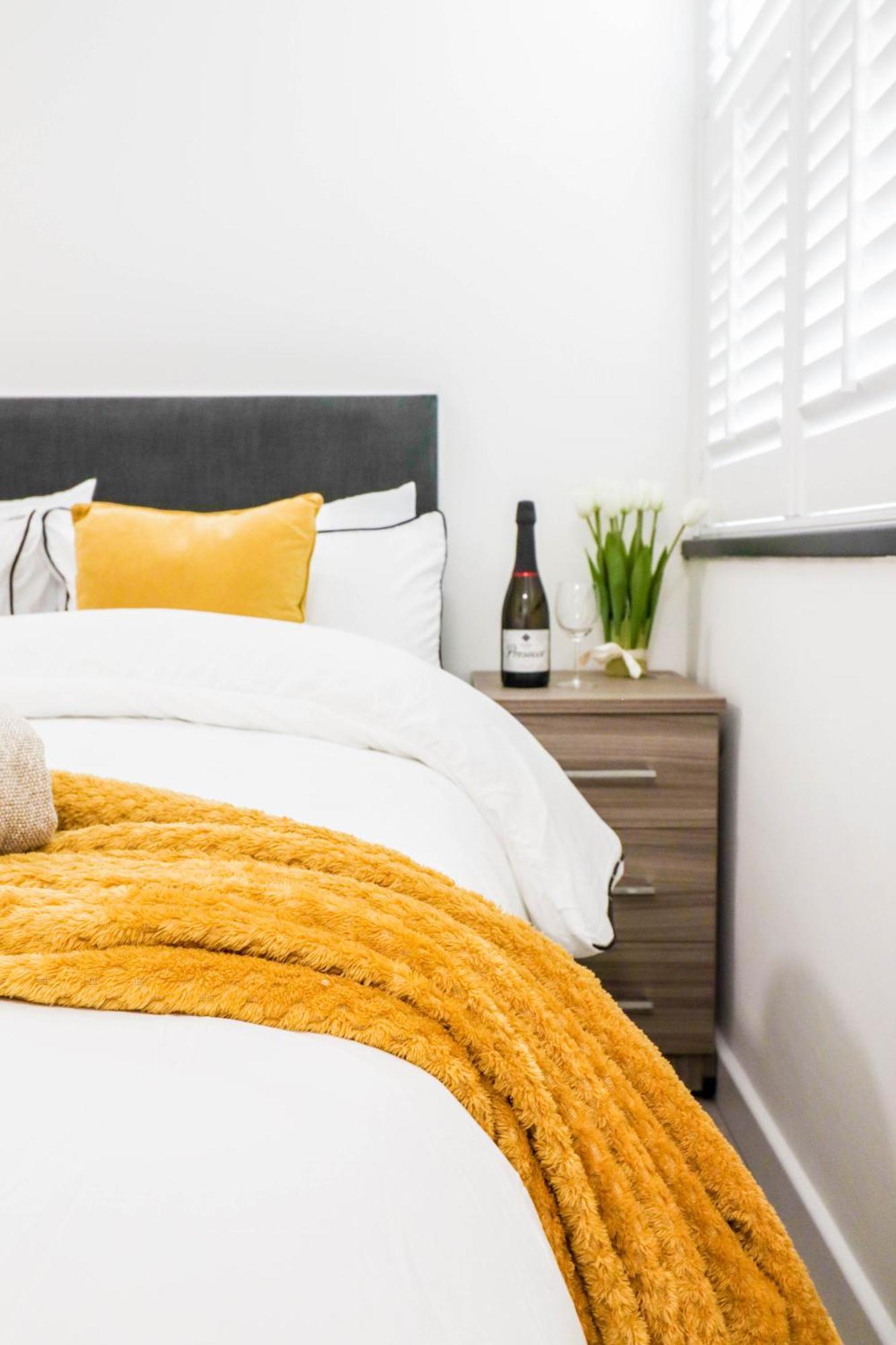 Compact & Bright Flats! Comfortable Southampton