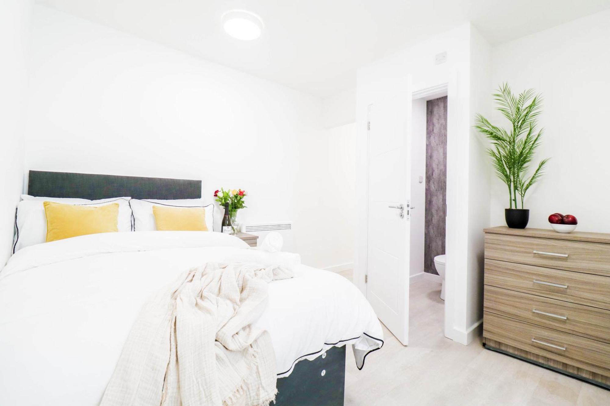 Compact & Bright Flats! Comfortable Southampton
