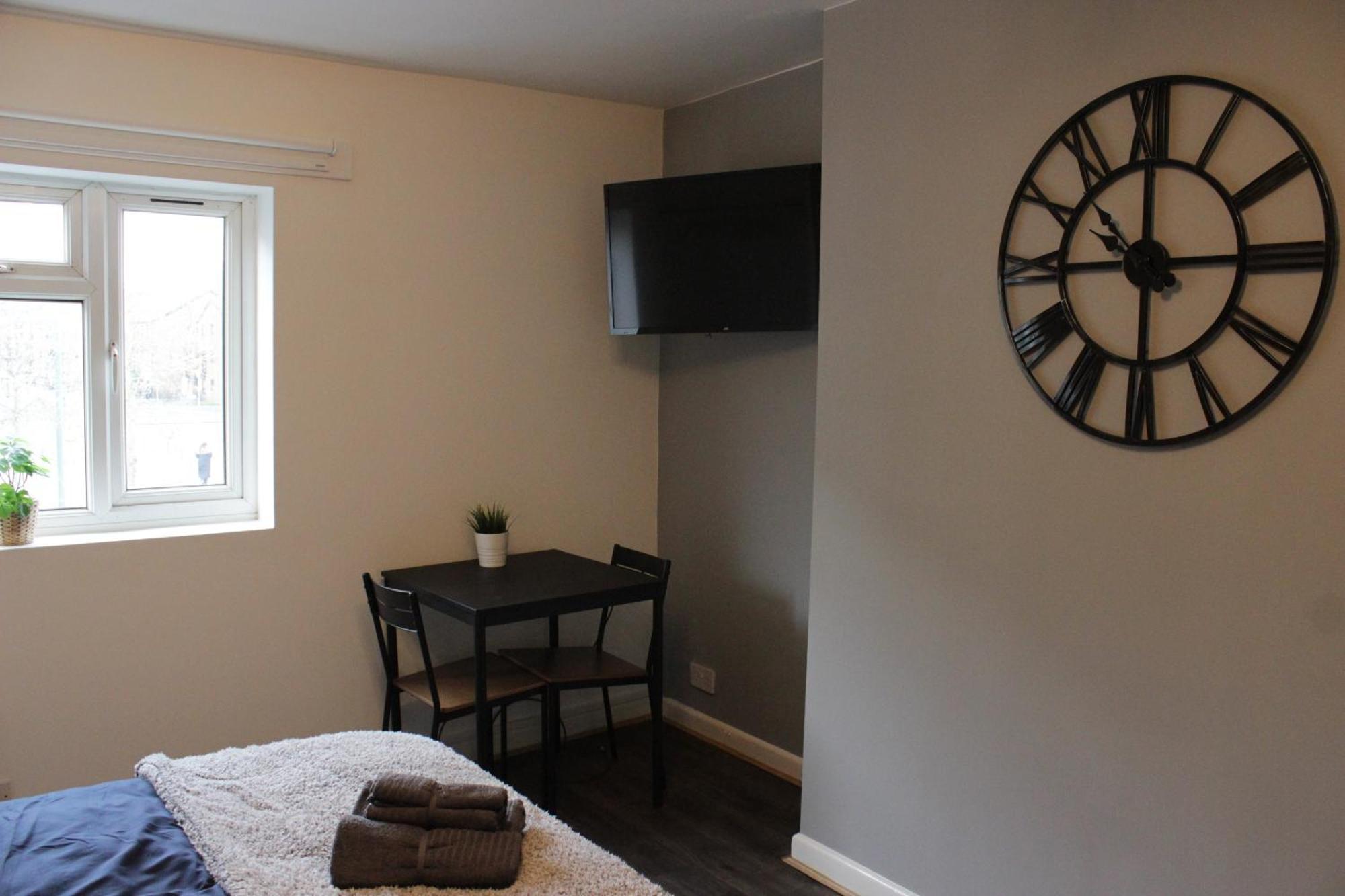 Superb Flats In Centre Southampton