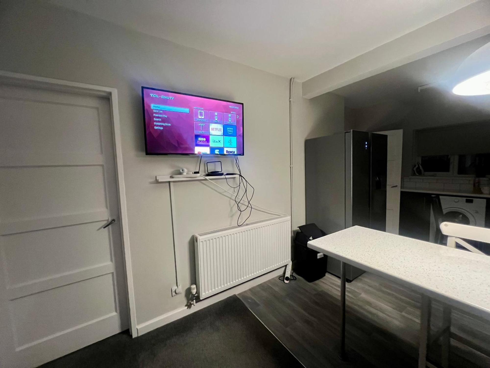 The Coral Southampton, Family Rooms, Suitable For Contractors Guest house