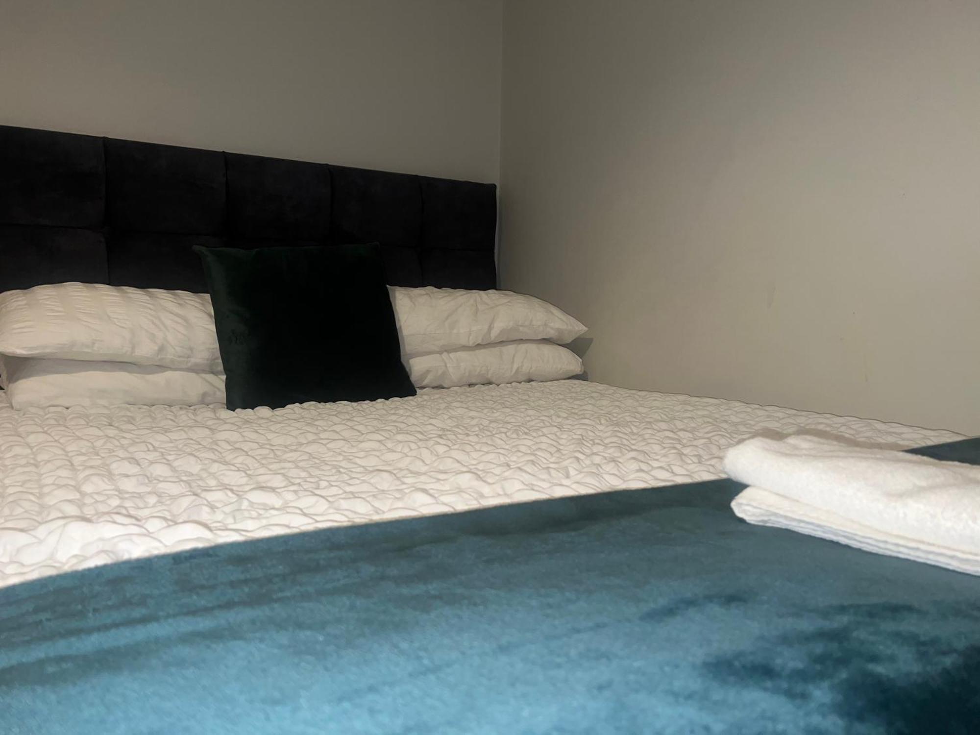The Coral Southampton, Family Rooms, Suitable For Contractors