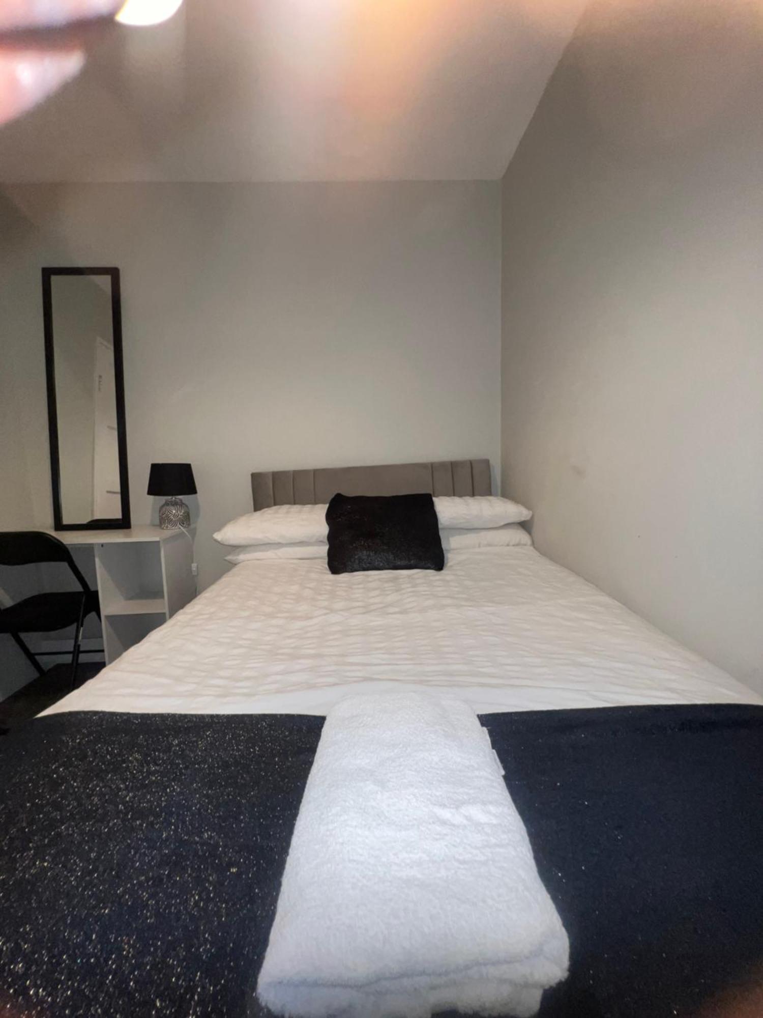 Guest house The Coral Southampton, Family Rooms, Suitable For Contractors Southampton