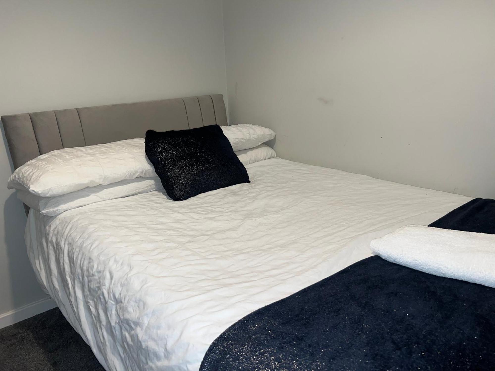 The Coral Southampton, Family Rooms, Suitable For Contractors Guest house