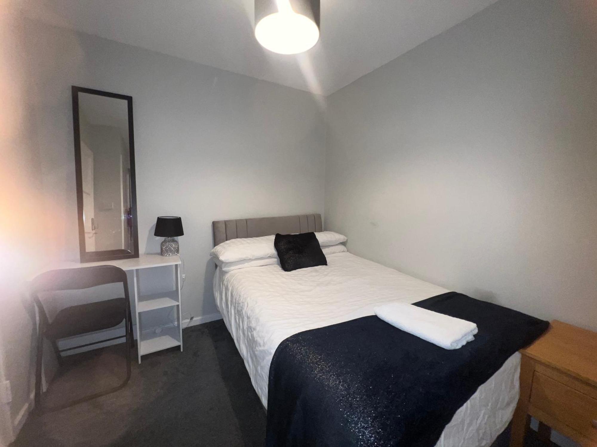 The Coral Southampton, Family Rooms, Suitable For Contractors Guest house *