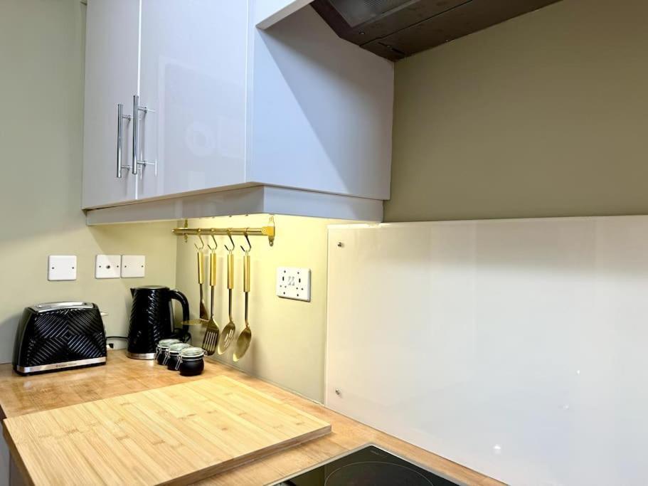 Boho Modern Entire House In * Southampton