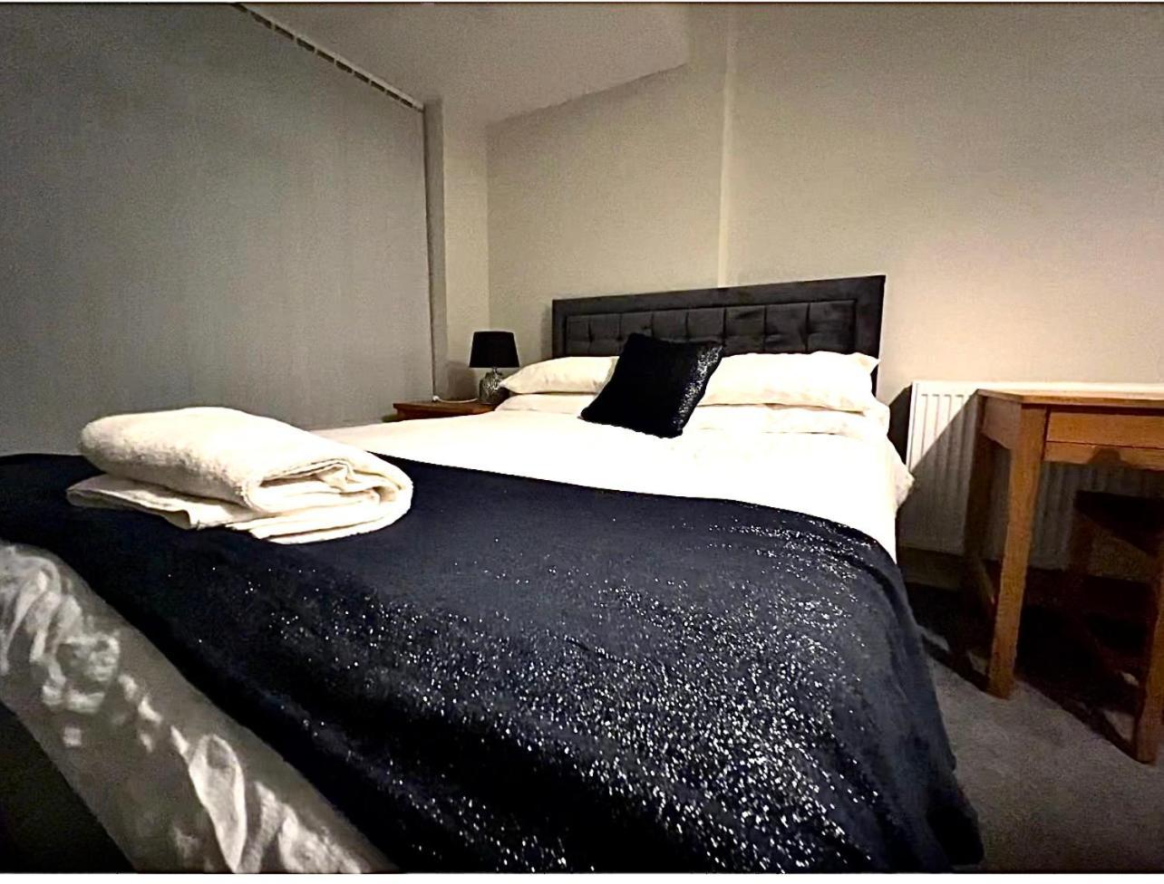 The Coral Southampton, Family Rooms, Suitable For Contractors Guest house