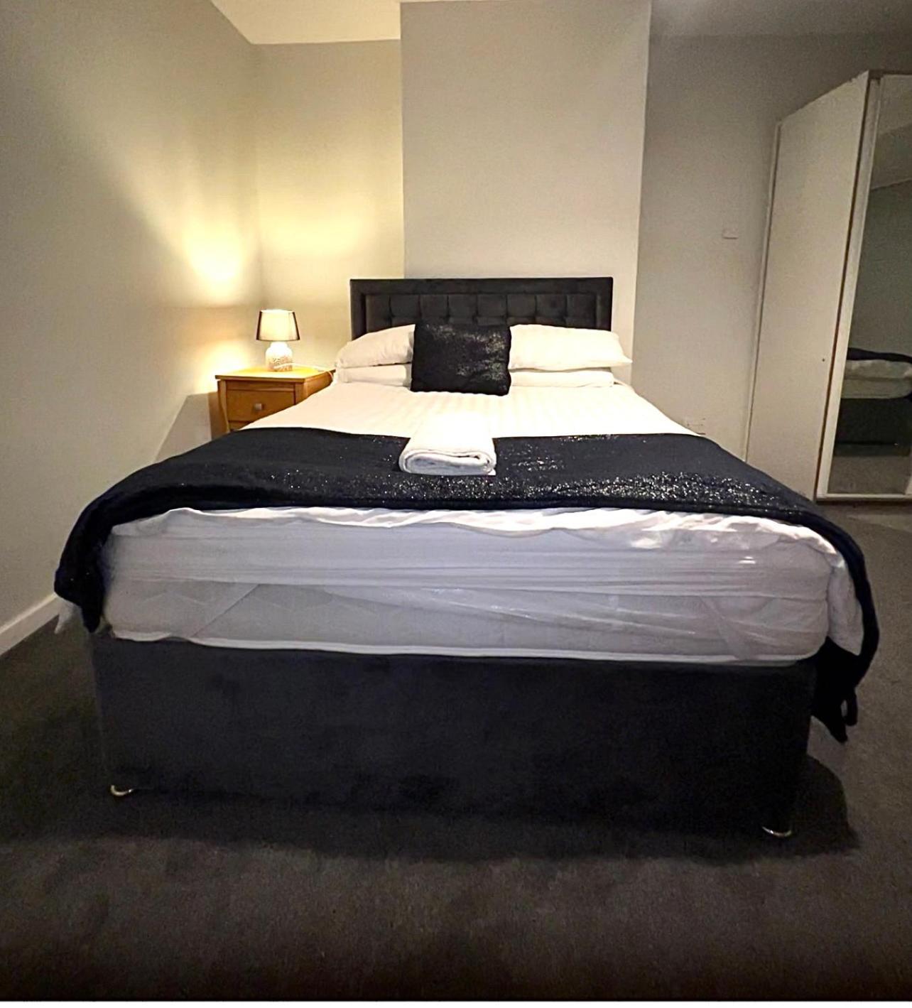The Coral Southampton, Family Rooms, Suitable For Contractors Guest house *