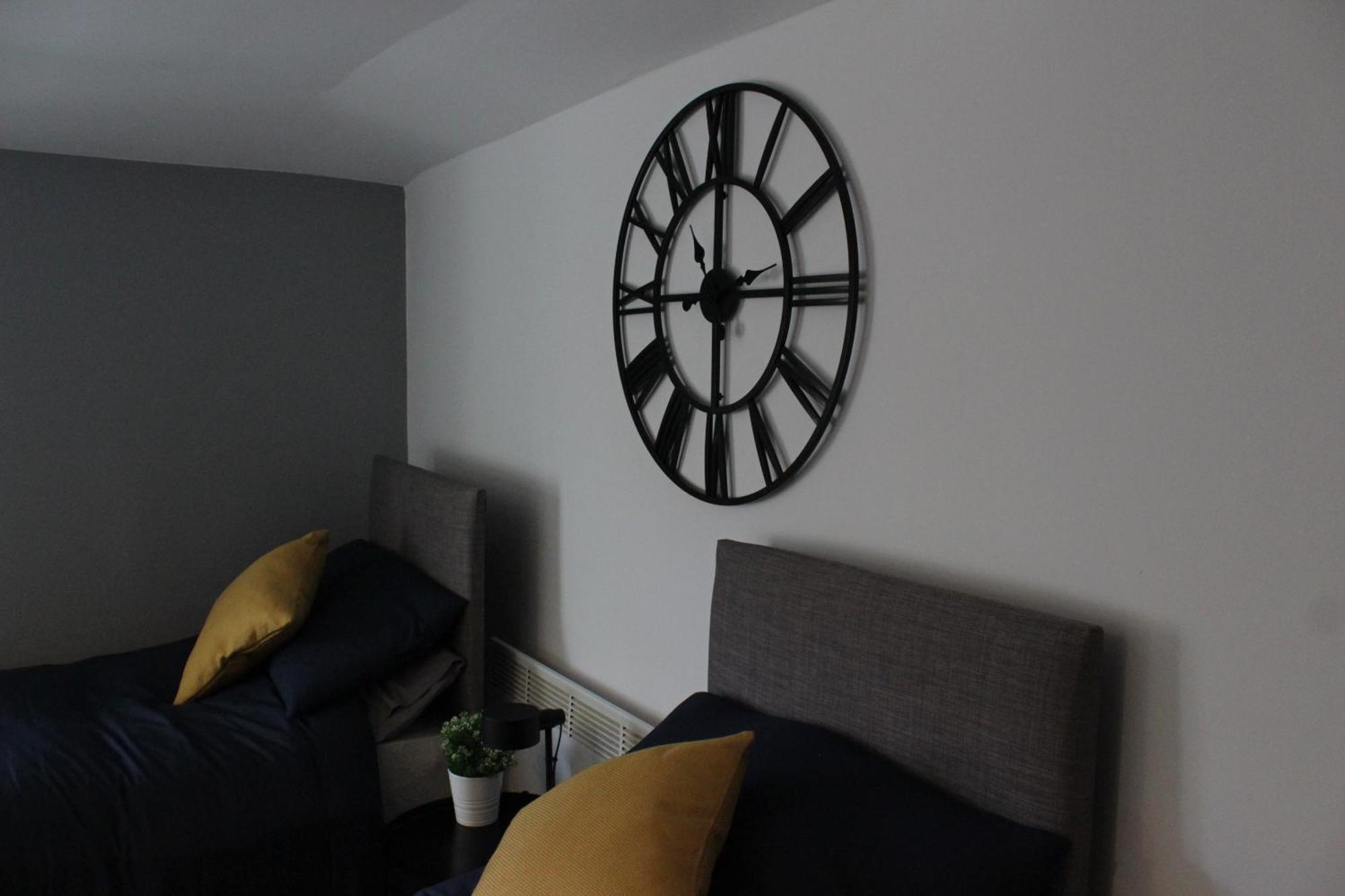 Superb Flats In Centre *