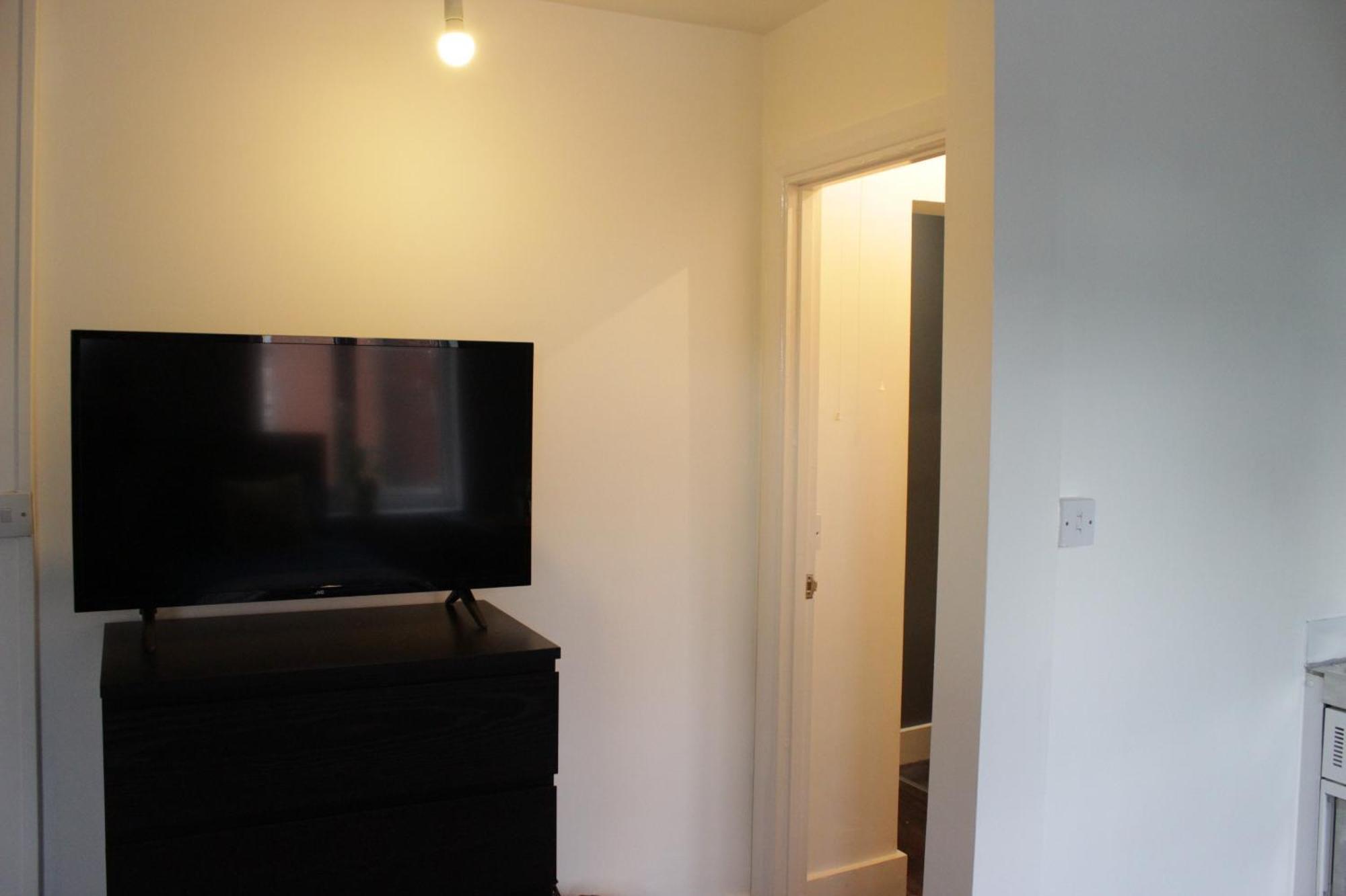 Superb Flats In Centre Apartment