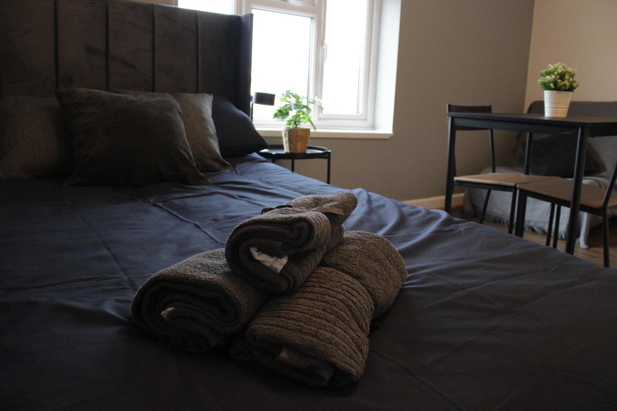 Superb Flats In Centre Apartment