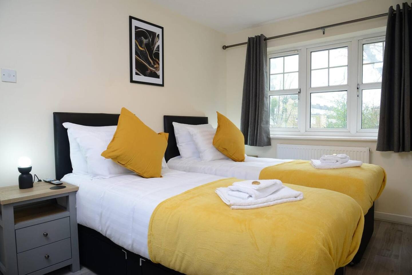 West With Workspace And Fast Internet Holiday home *