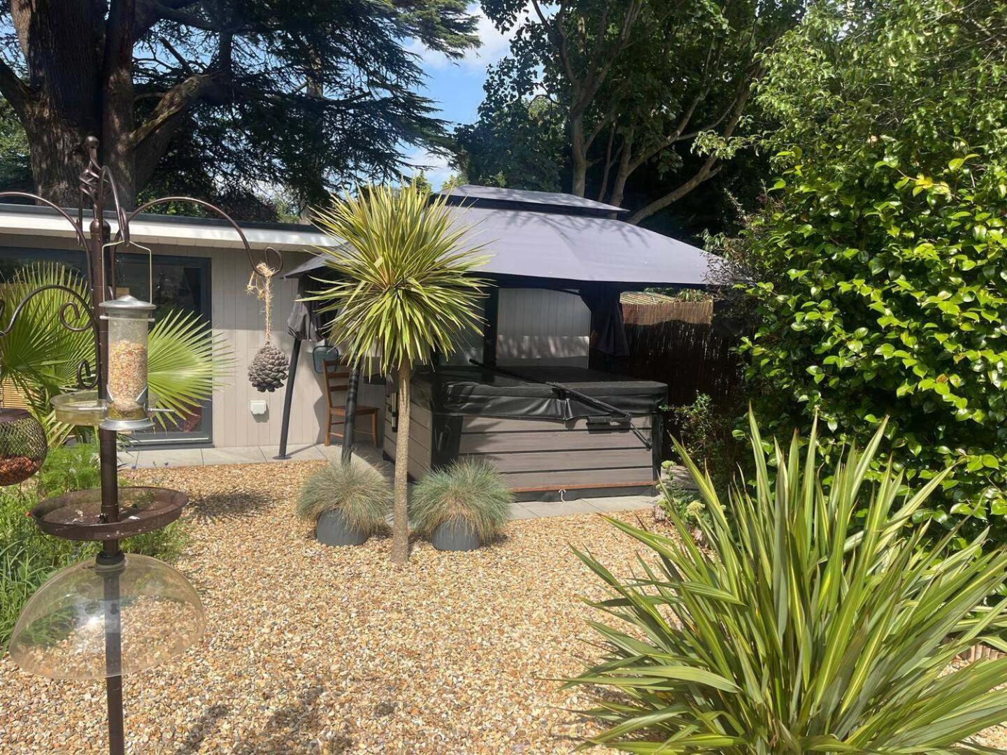 Retreat - Hot Tub Garden & Pets Welcome Apartment Southampton