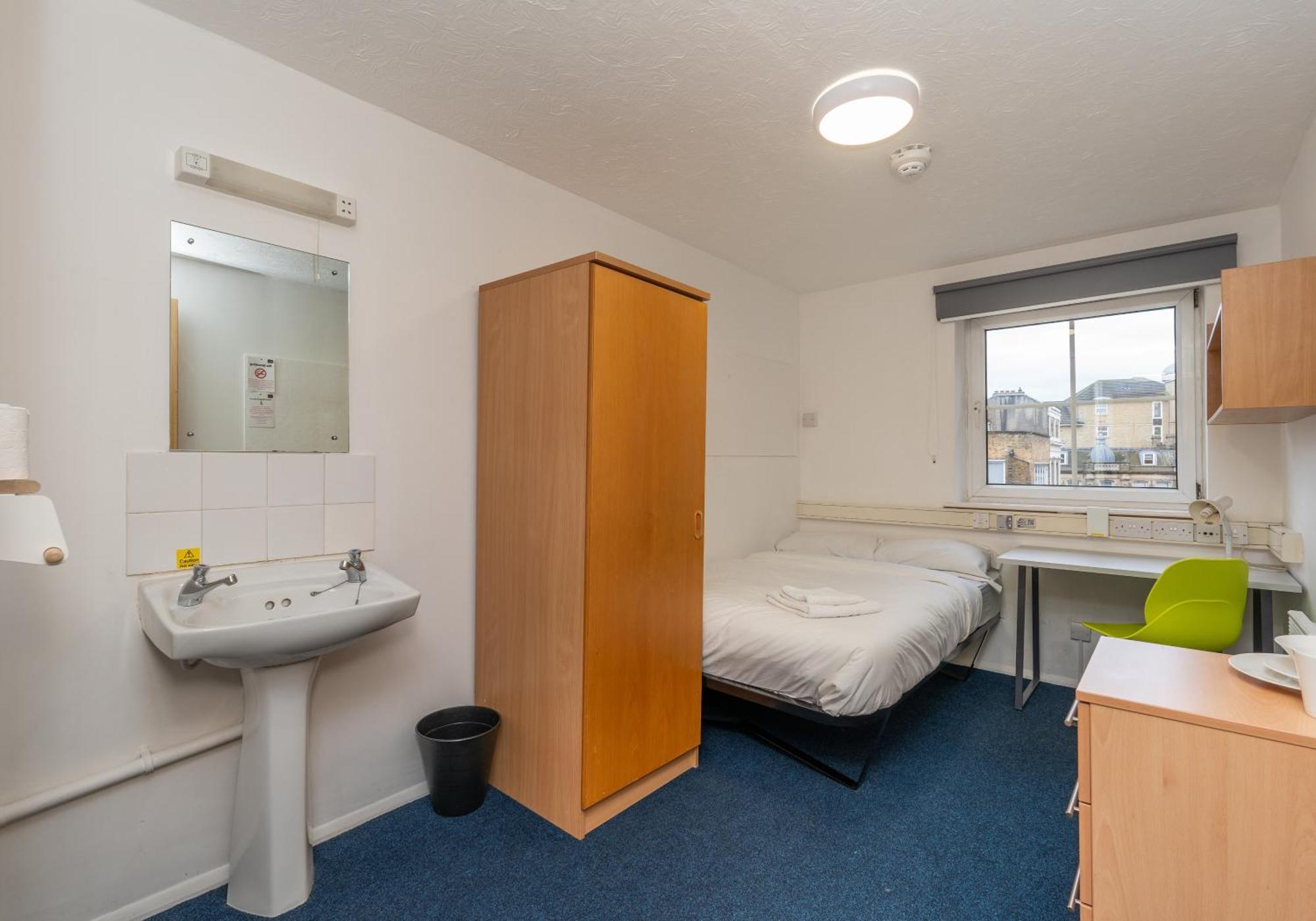 Apartment Budget Southampton