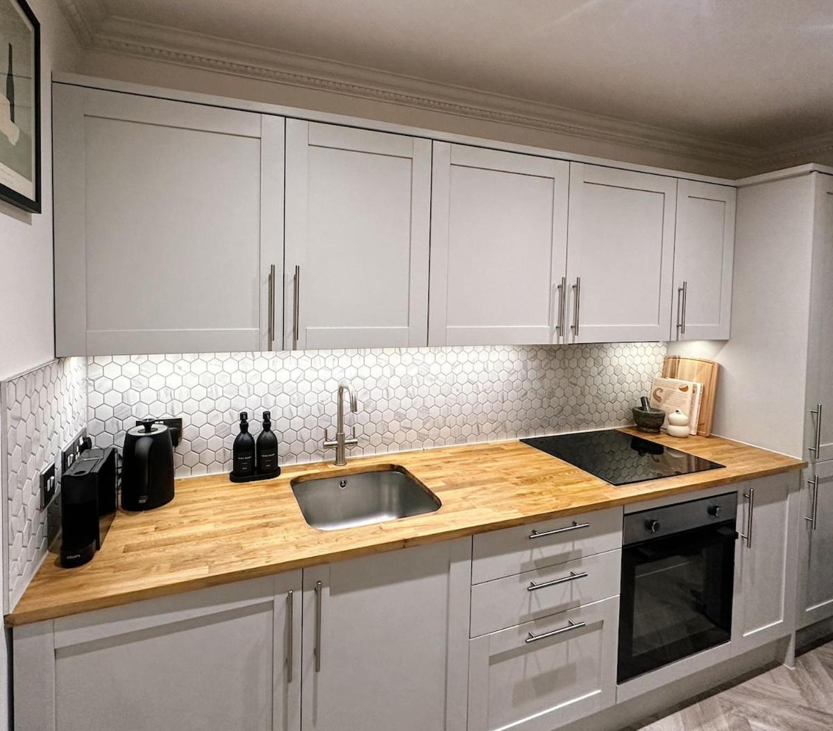 Luxurious With Free Parking Apartamento
