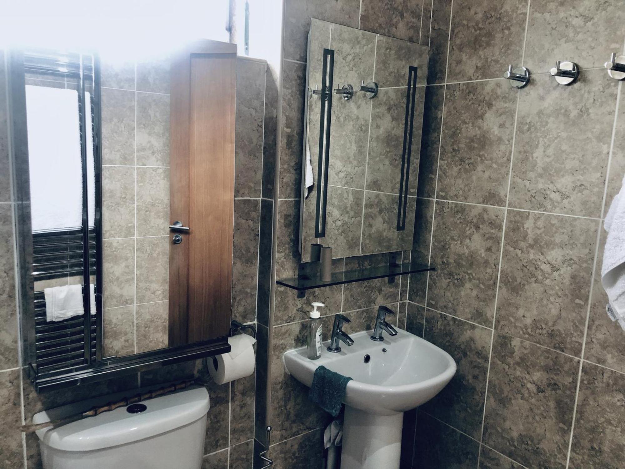 Bassett - Single And Free Parking Holiday home Southampton