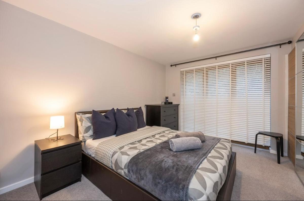 Modern In The Centre Apartment *