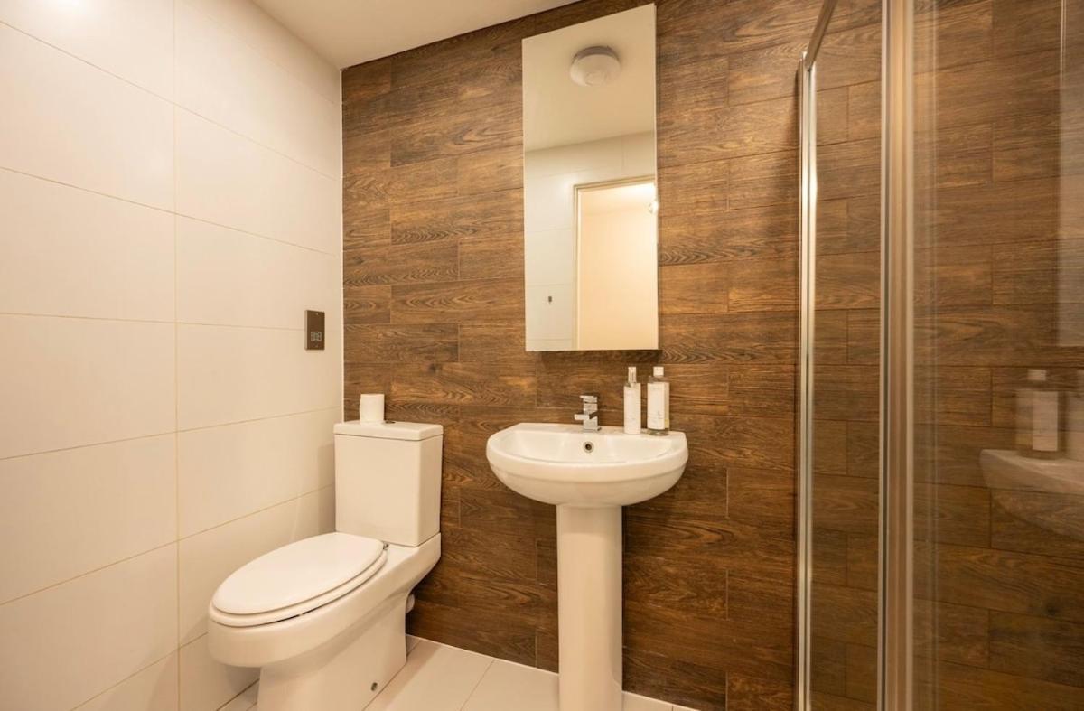 Modern In The Centre Apartment