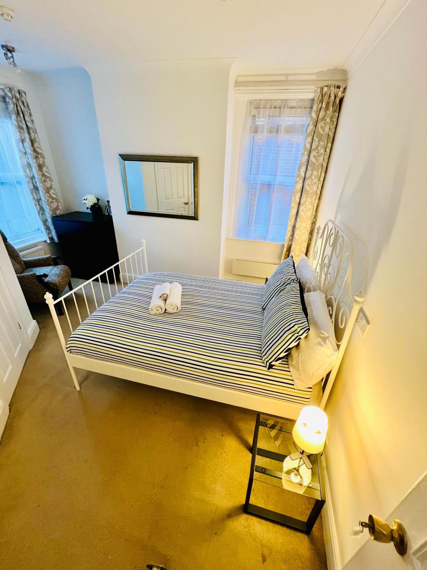 Alcantara House Hostel
