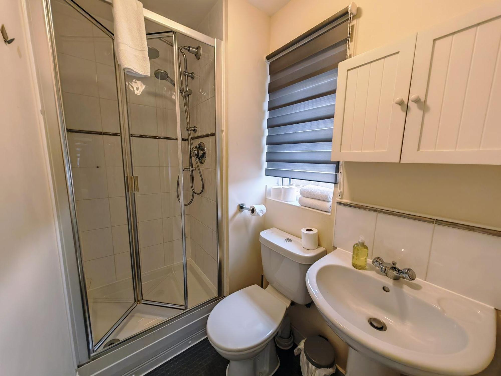 Lakeside: Argosy 3bed House 2bath Parking M27 J5 Airport Sleeps 6 Holiday home