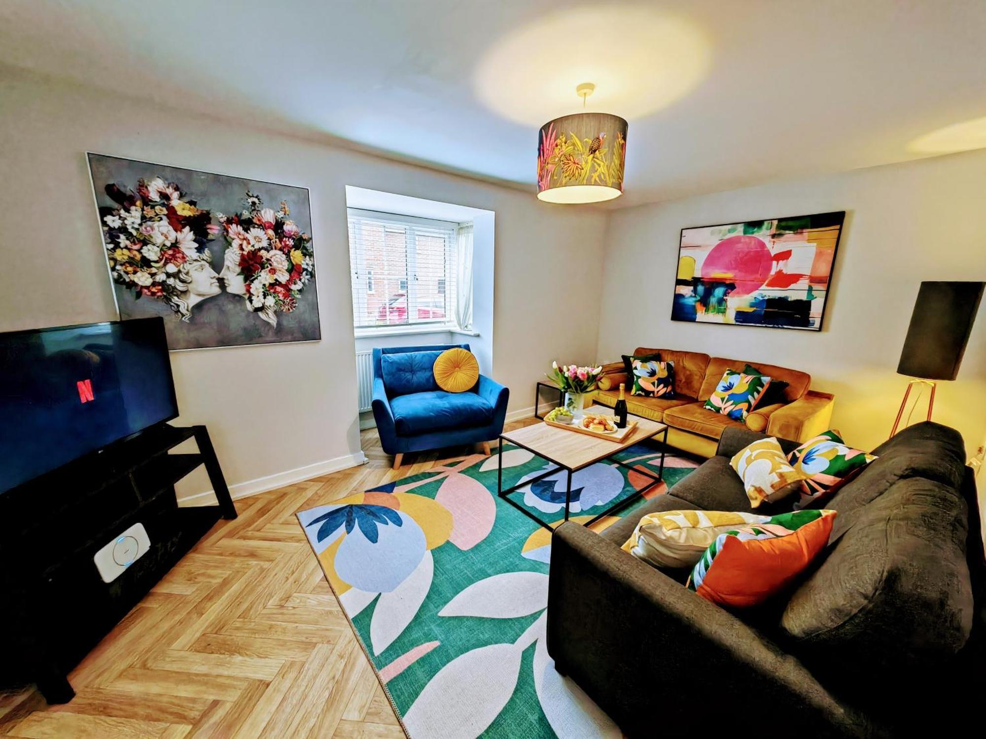 Lakeside: Argosy 3bed House 2bath Parking M27 J5 Airport Sleeps 6 Holiday home Southampton