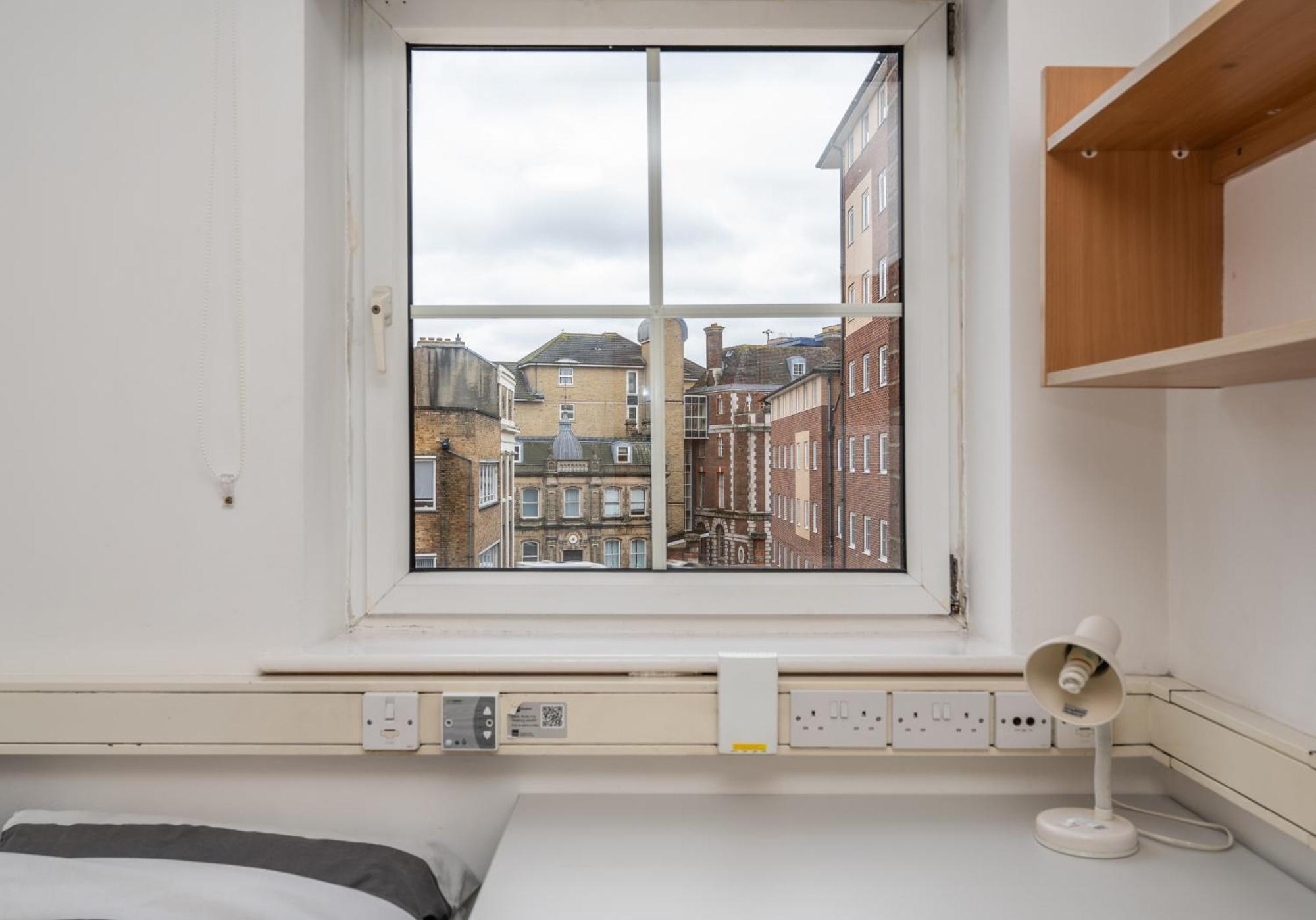 Budget Apartment