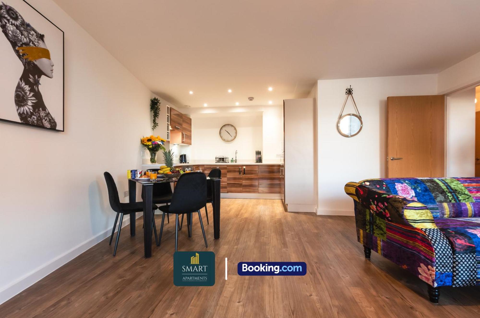 Spacious Center By Smart Short Lets & Serviced With Free Wifi Apartamento