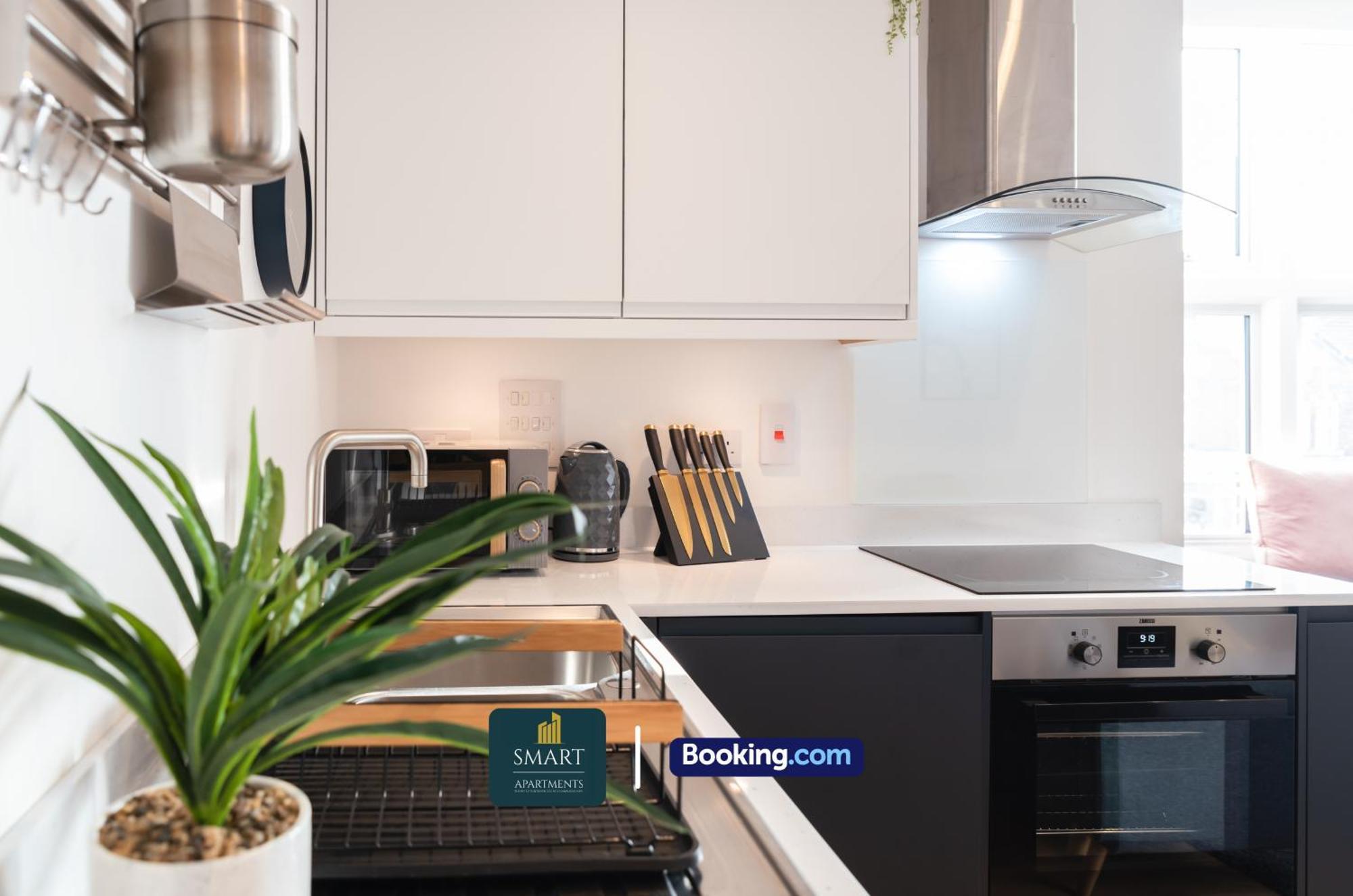 One Cosy Bedroom By Smart Short Lets & Serviced With Free Wifi Apartment *