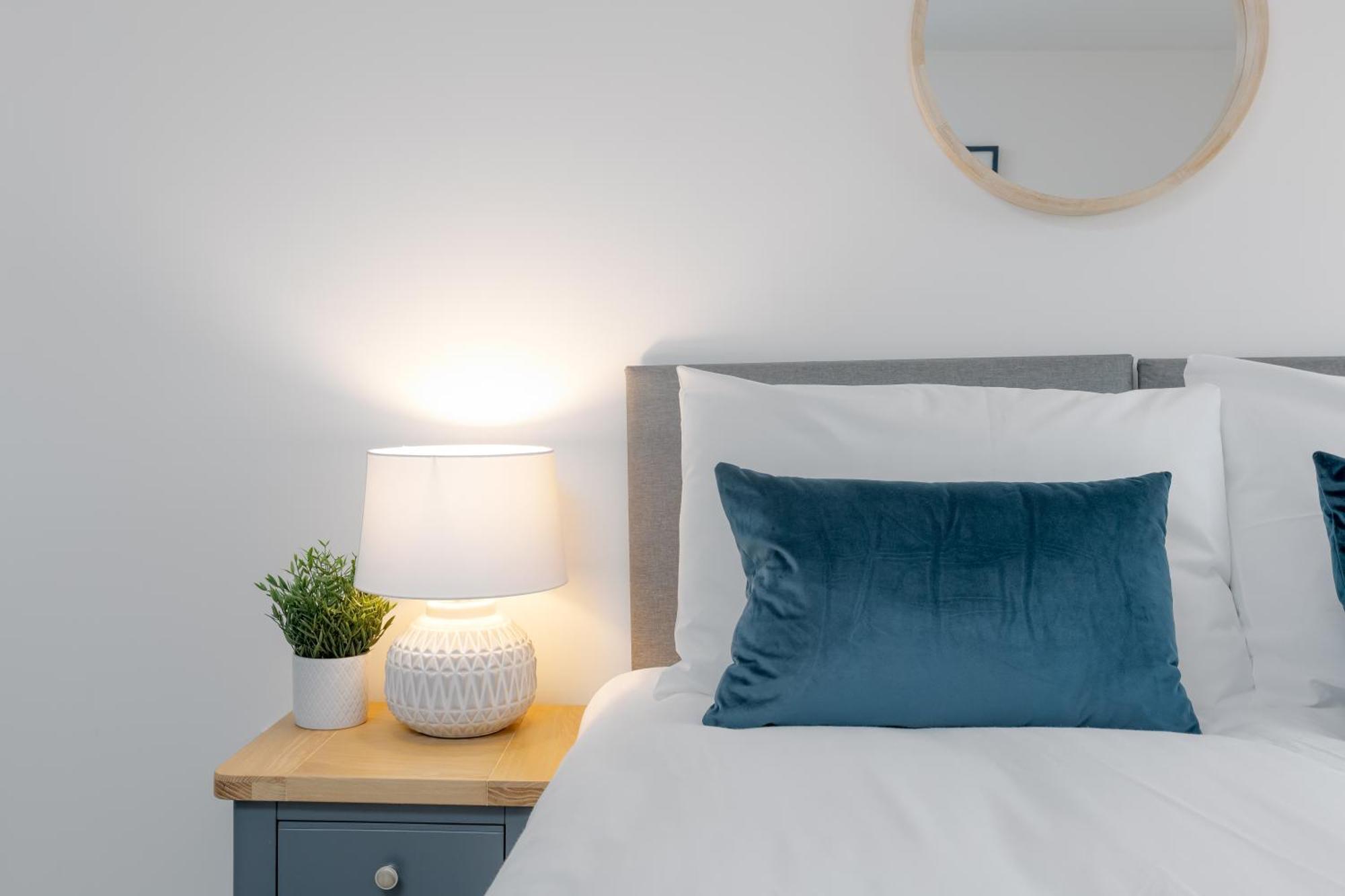 Apartment Starhost Residences - Spacious 1-bed In Ocean Village Southampton