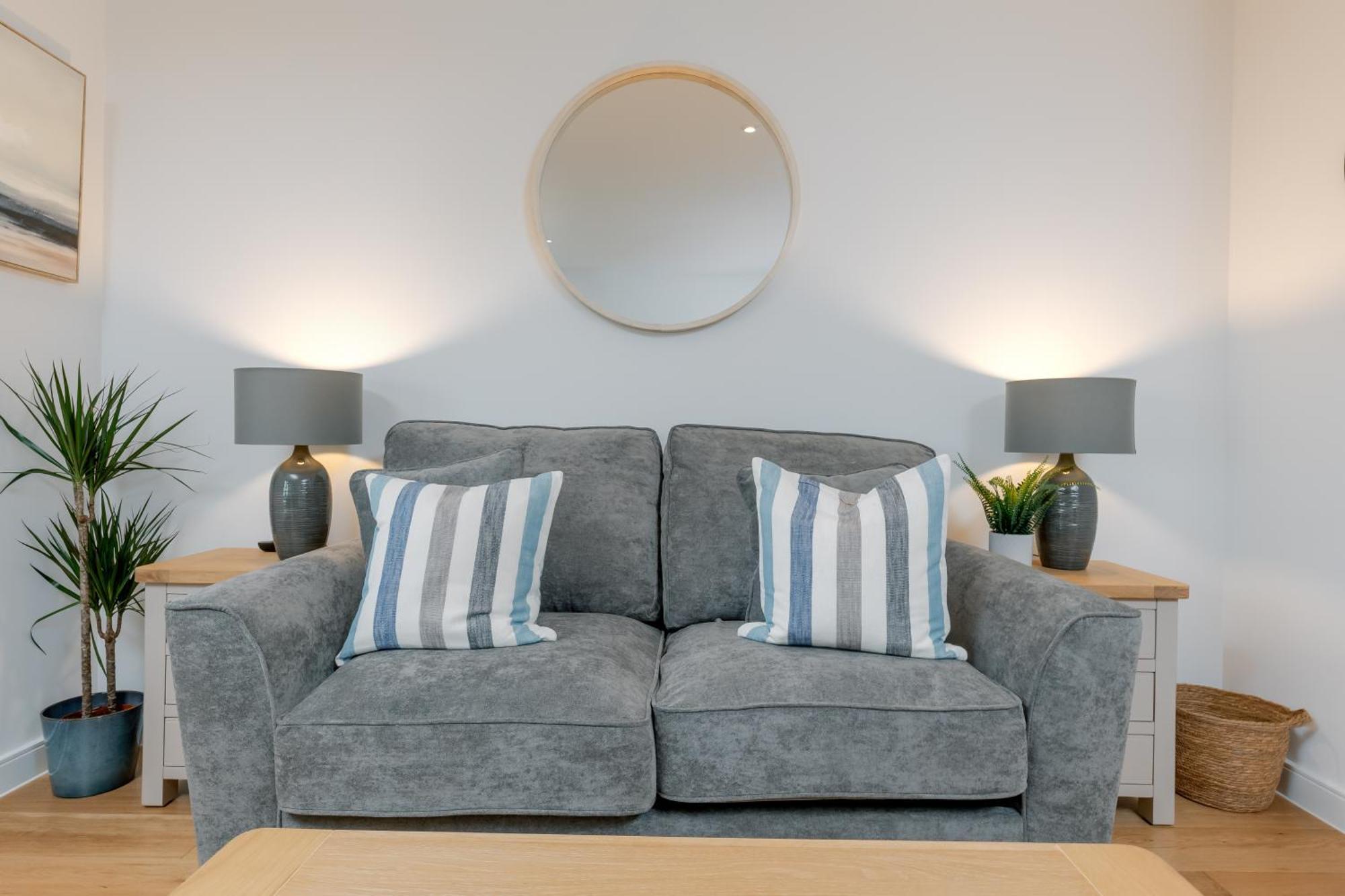 Apartment Starhost Residences - Spacious 1-bed In Ocean Village *