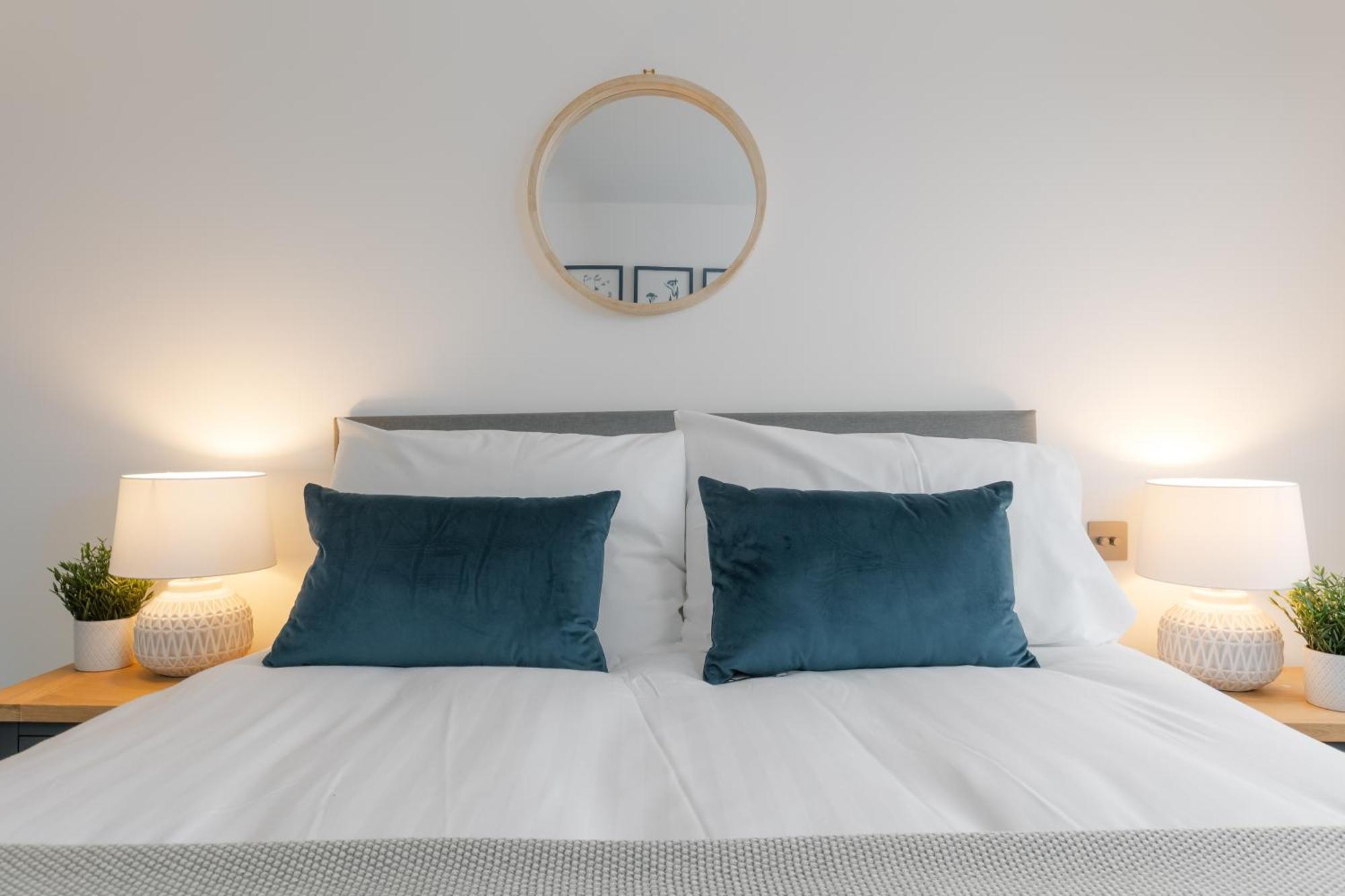 Starhost Residences - Spacious 1-bed In Ocean Village Apartment Southampton