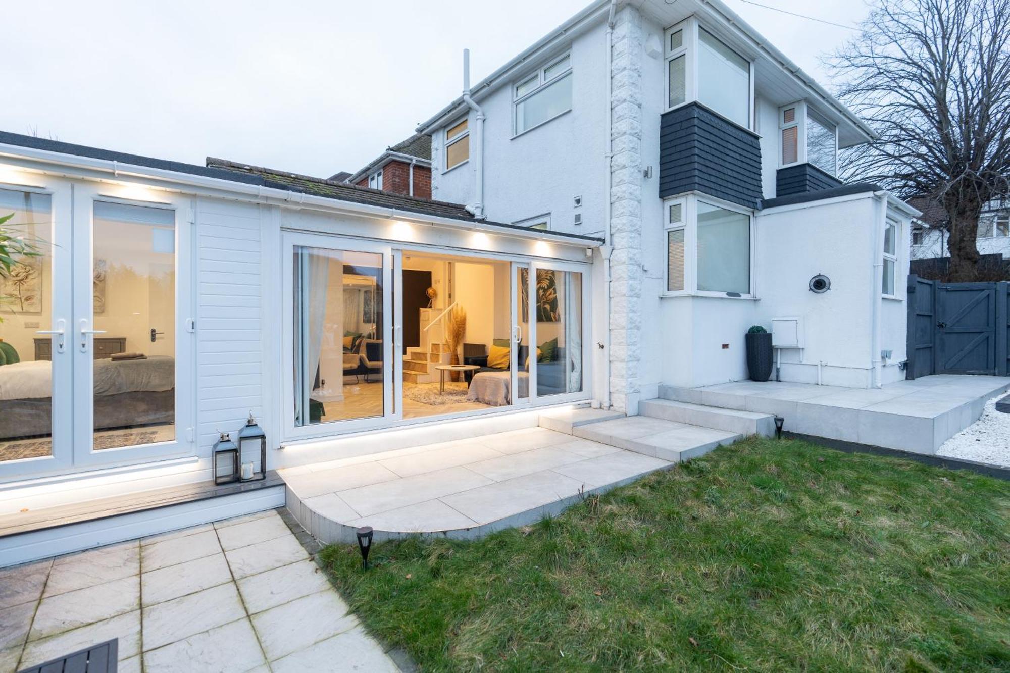 Estwood - Gated House * Southampton