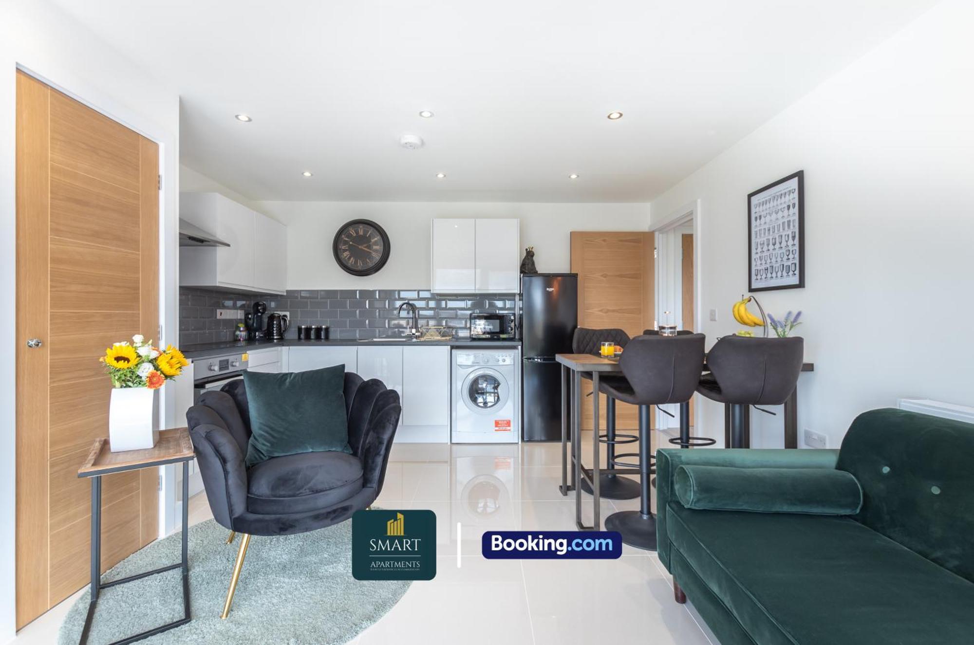 Relaxing Atlantic Mansions By Smart Short Lets & Serviced With Free Wifi Apartment