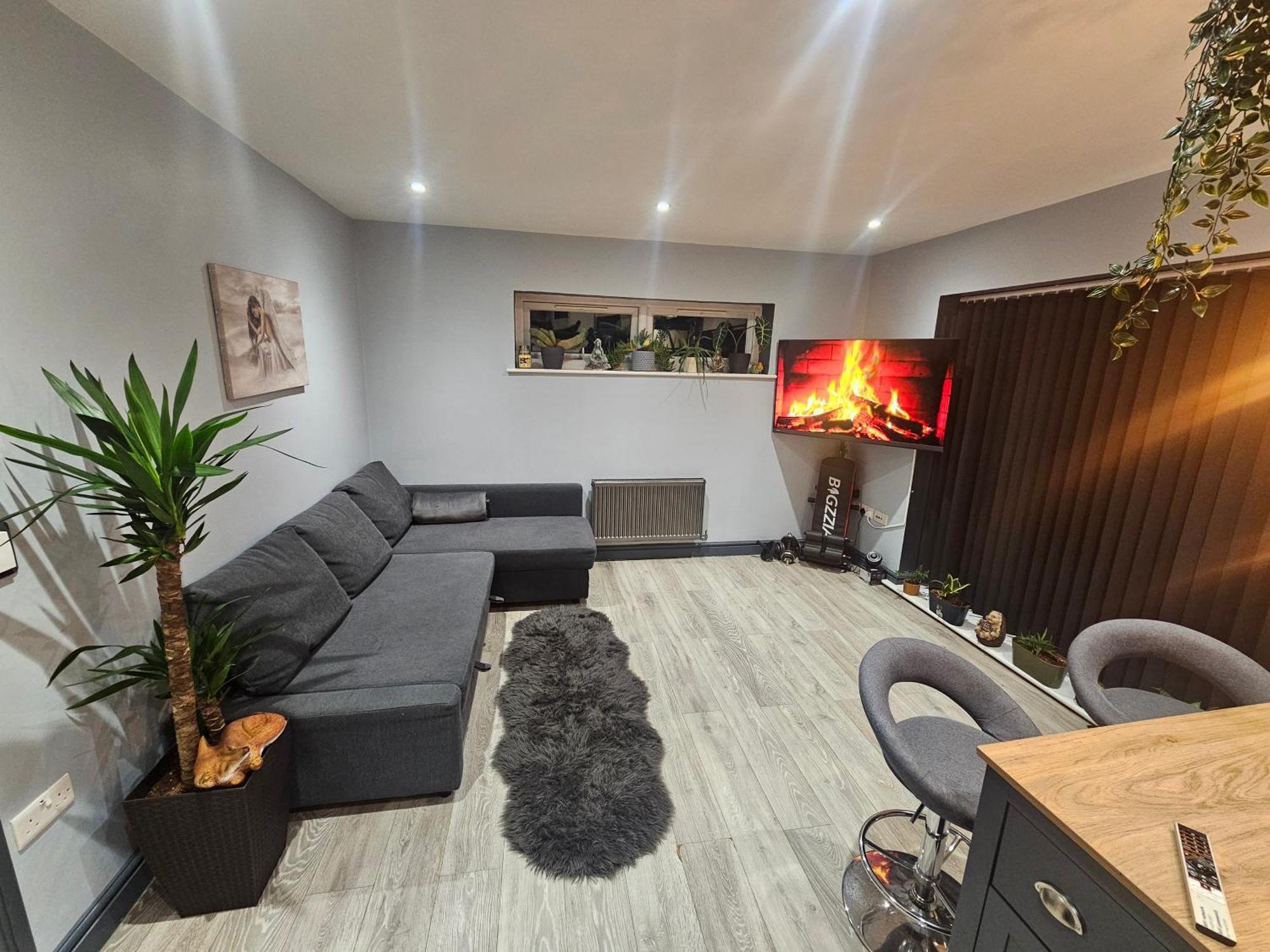 Cozy Retreat Apartment