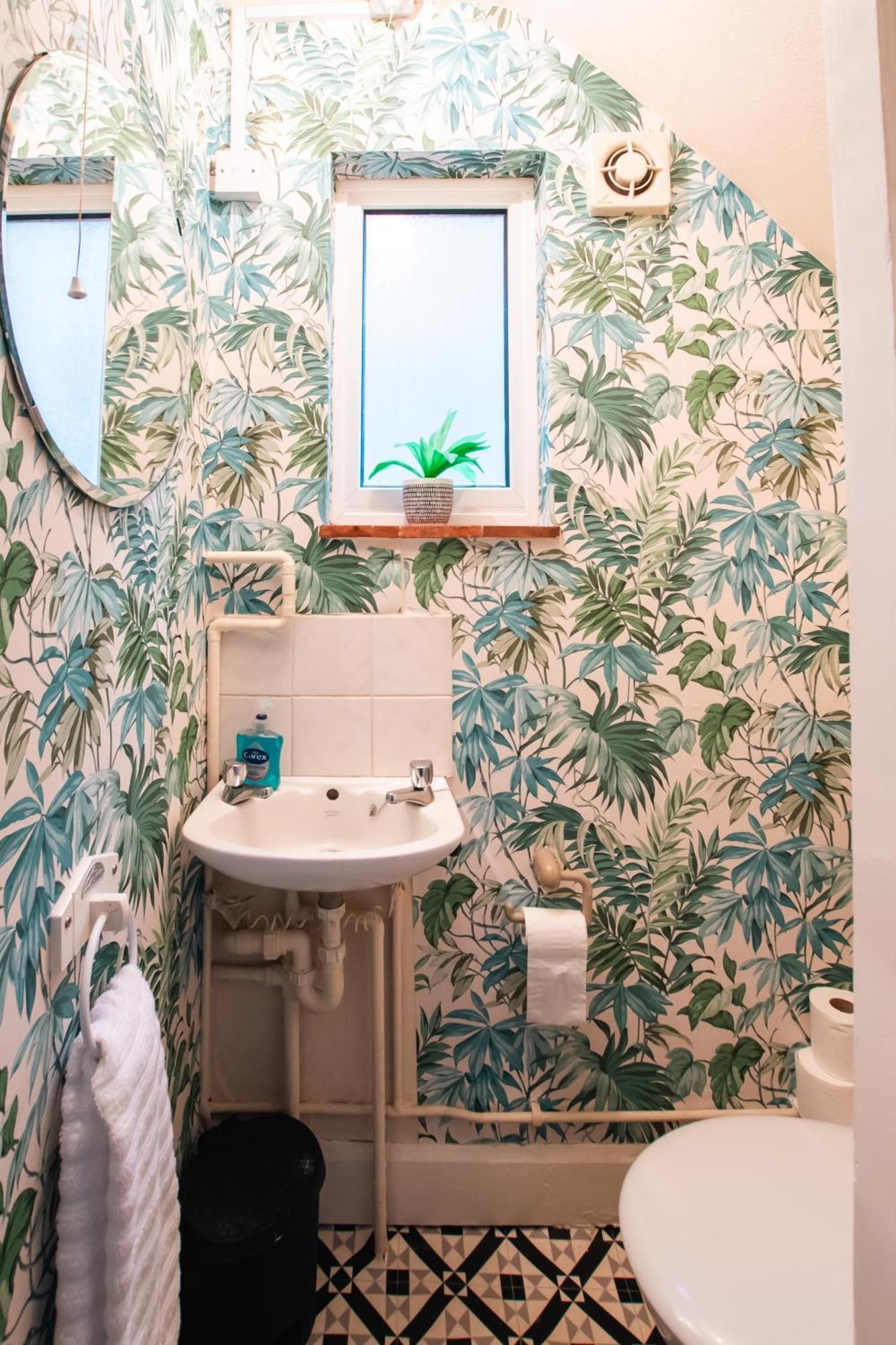 Holiday home 6 Beds In 4 Bedrooms House Southampton