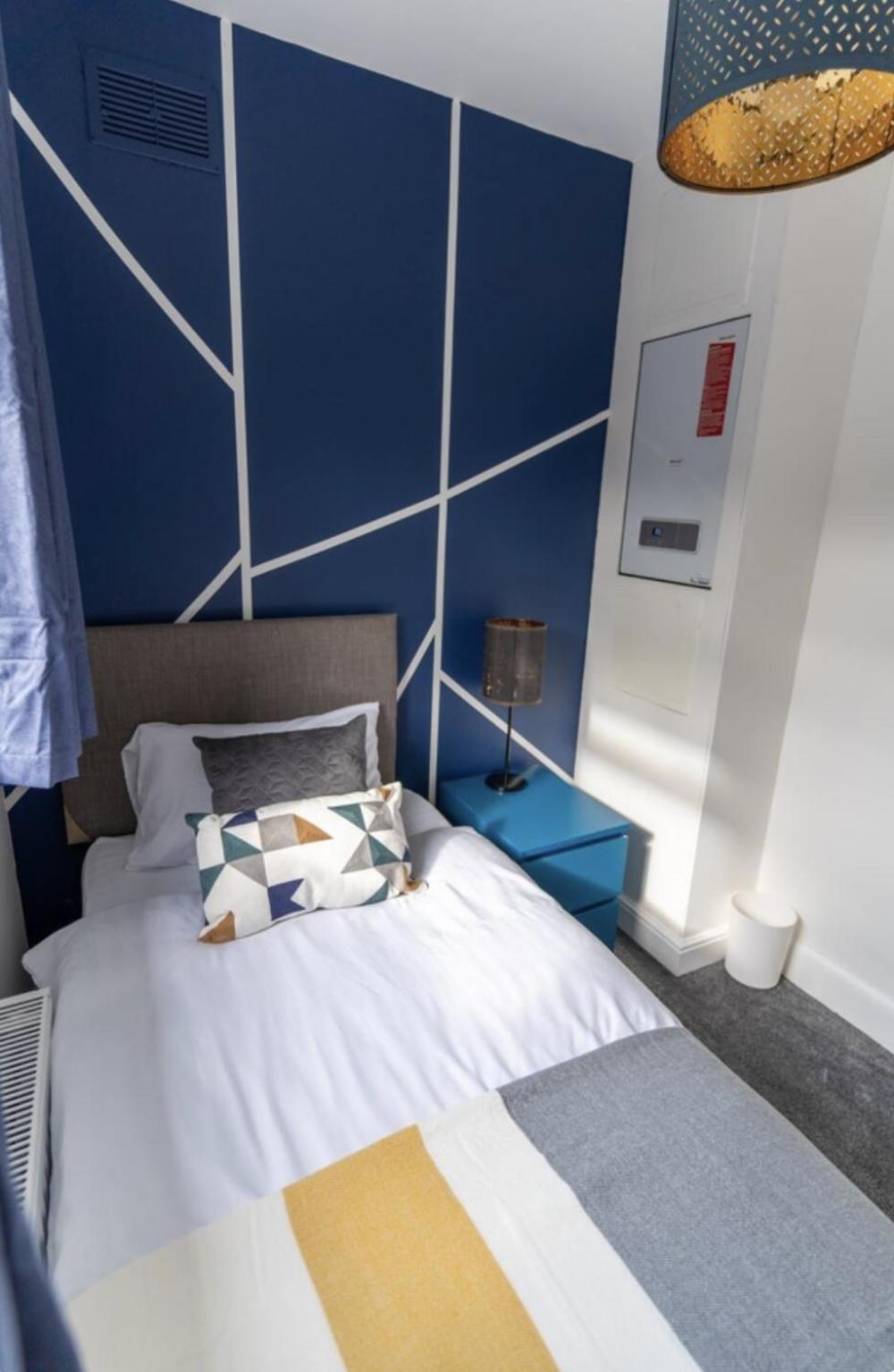 Bright, Cosy - 3 Beds, Parking, Virgin Wifi, Modern Holiday home Southampton