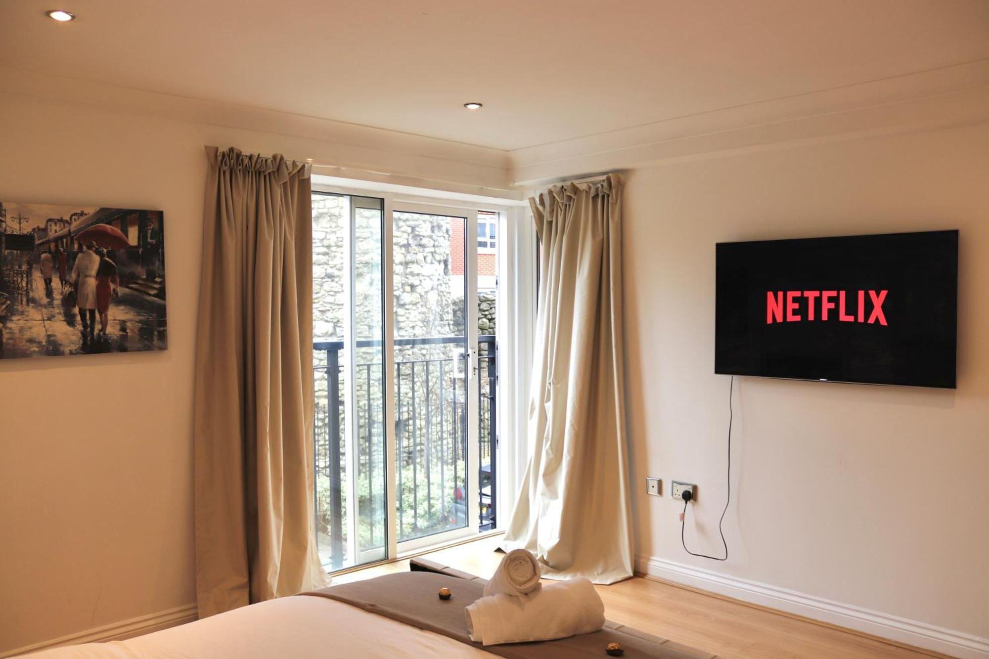 Luxury Flat Close To Centre & Docks Apartment