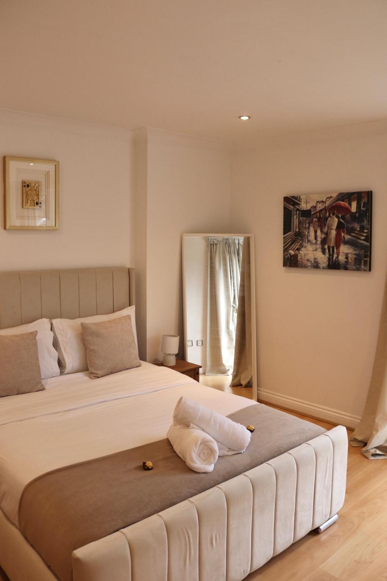 Luxury Flat Close To Centre & Docks *