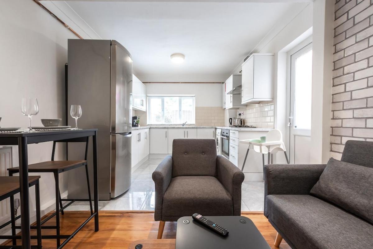 Modern 2-bedroom In A Converted Near Centre Southampton