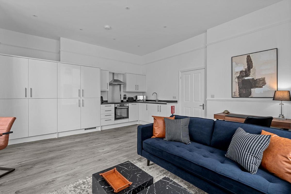 Kings Park Apartment