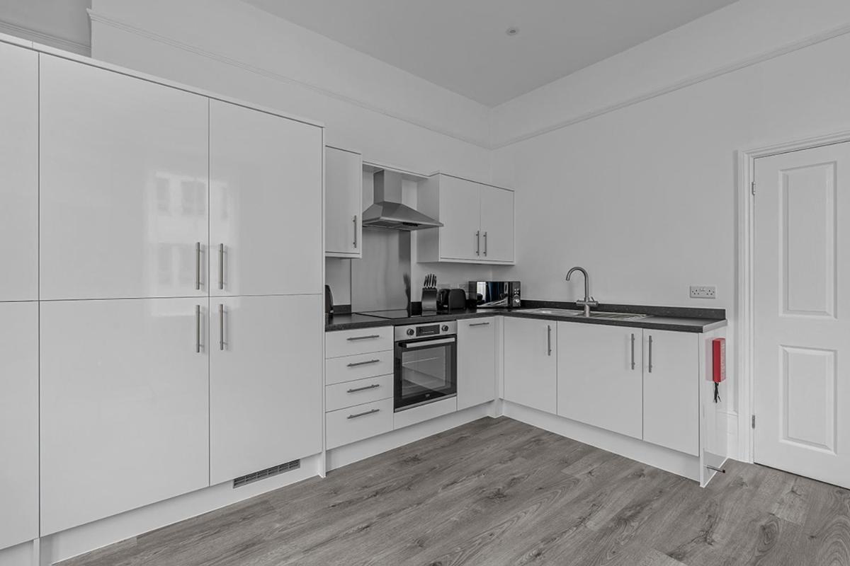 Kings Park Apartment *
