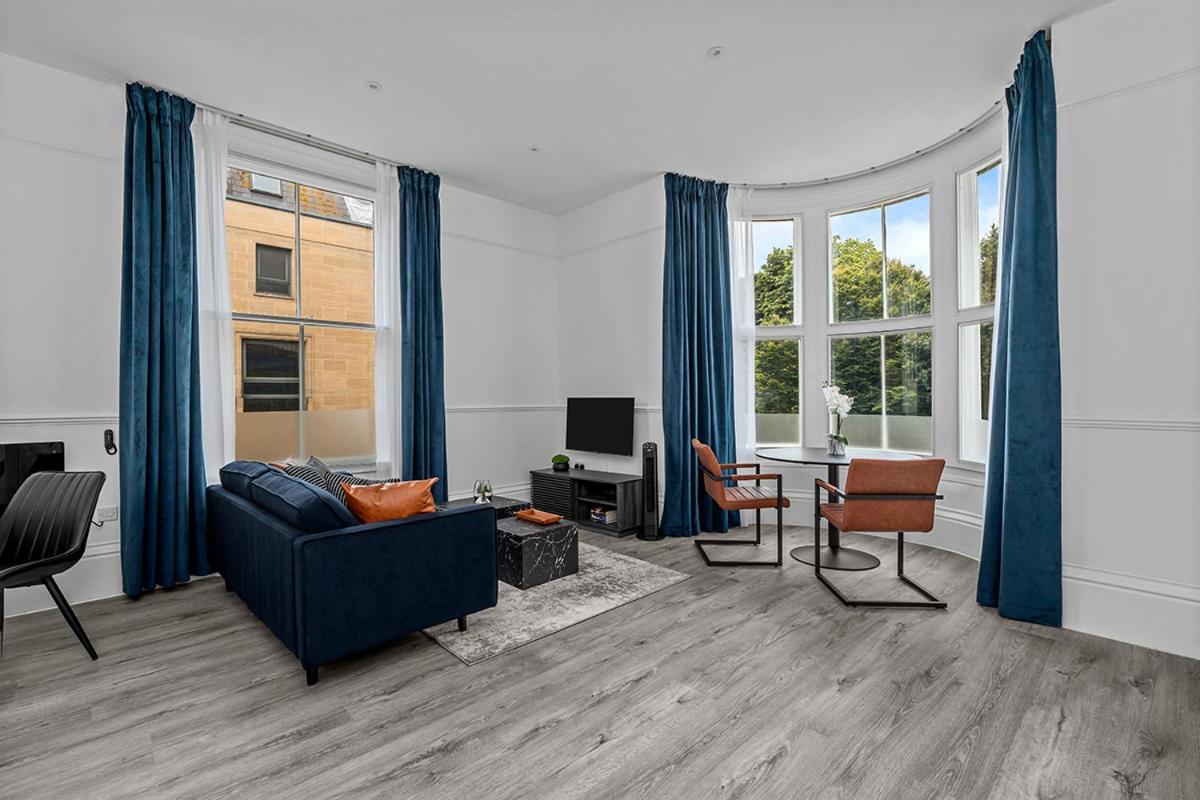 Kings Park Apartment