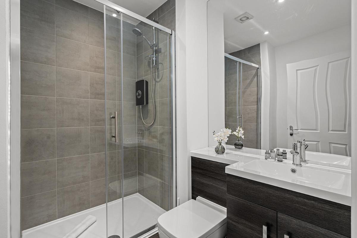 Kings Park Apartment